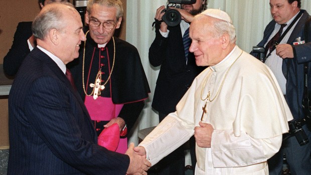 JOHN PAUL II MEET GORBATCHEV