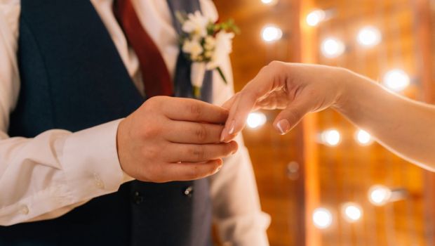 wedding proposal wing hands