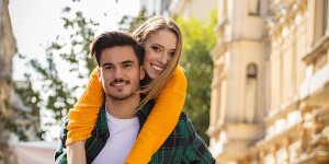 Pareja: ¿Tenemos que ser amigos para querernos de verdad?