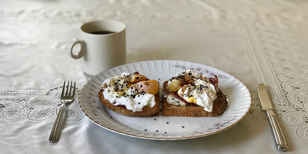 TOAST