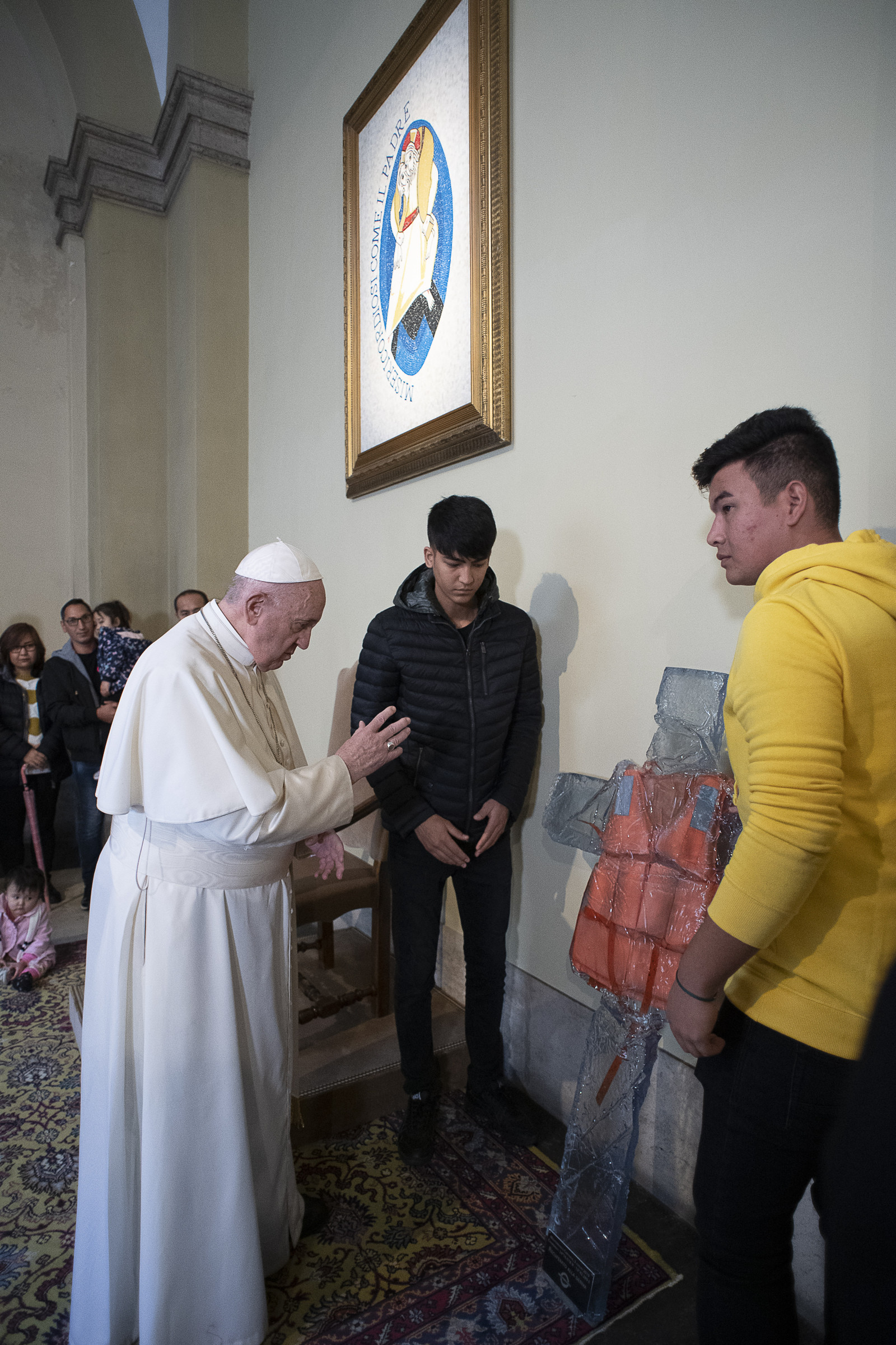 POPE MEET REFUGEES LESBOS