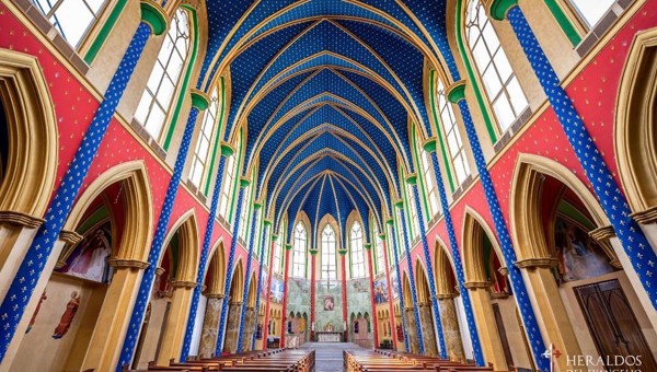 IGLESIA MADRE DEL BUEN CONSEJO