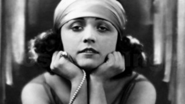 POLA NEGRI
