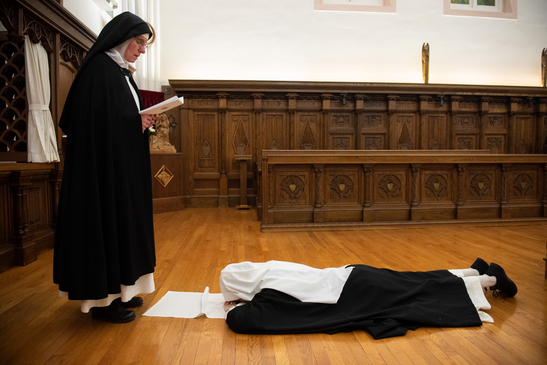 DOMINICAN,NUN
