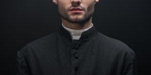 El Papa Francisco aún no se siente preparado para revisar la disciplina del celibato sacerdotal