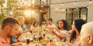 ¿Quién nos da esos abrazos que nos protegen de la soledad?