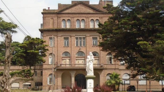 COLEGIO MAXIMO