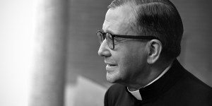 San Josemaría Escrivá: Lo normal puede ser sagrado