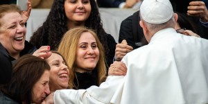 Tres mujeres en el Dicasterio de los Obispos