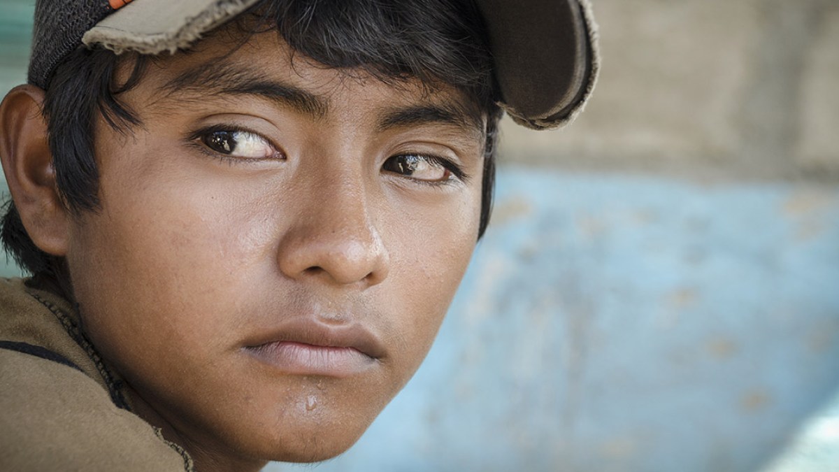 WEB3-BOY-MEXICO-PORTRAIT-PORTRAIT-shutterstock_505522822-Leon-Rafael.jpg