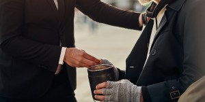 Oración para estar más atentos al sufrimiento de los más desfavorecidos