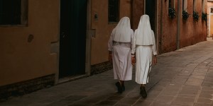 Abusos de poder y chantaje moral, también entre las monjas