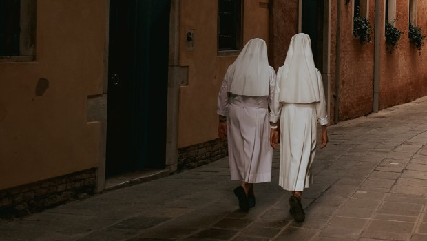 NUNS