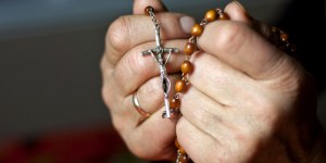 Apóyate en el rosario para preparar la Navidad