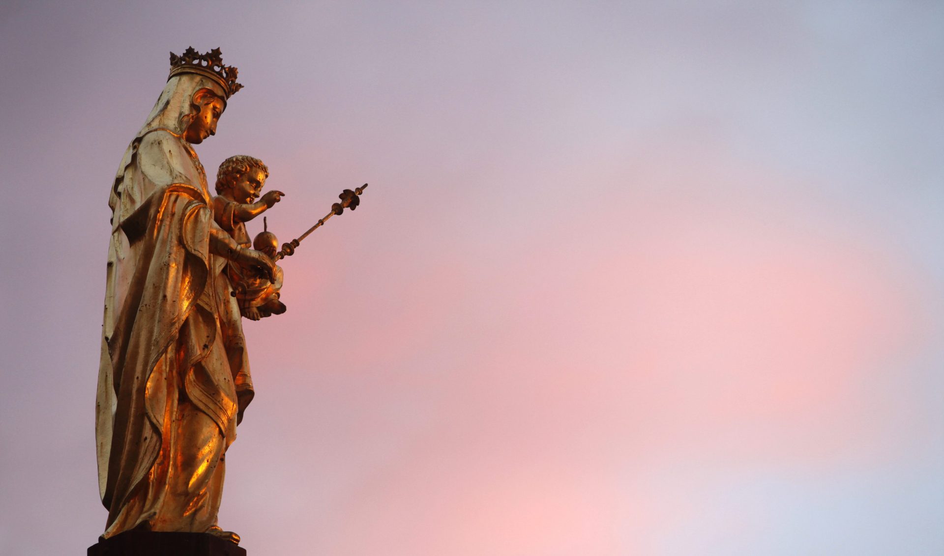 WEB2-VIERGE MARIE-MARY-GODONG-FR457109B.jpg