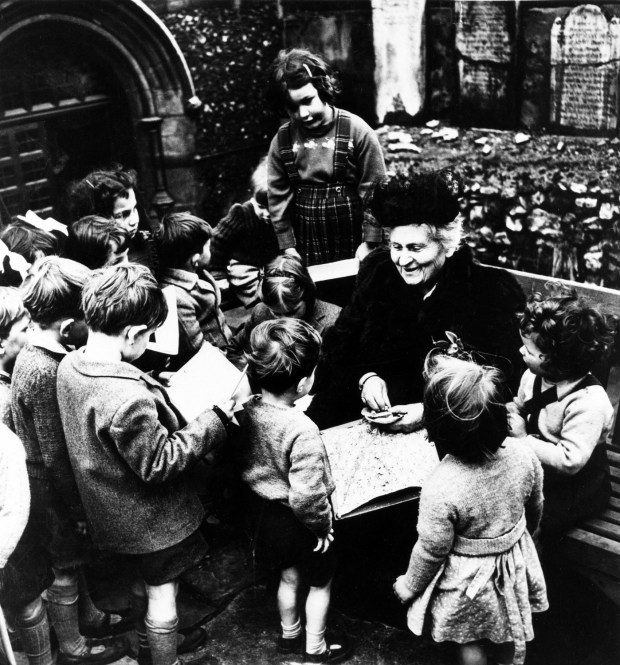 MARIA MONTESSORI