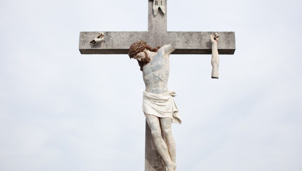 BROKEN, CRUCIFIX