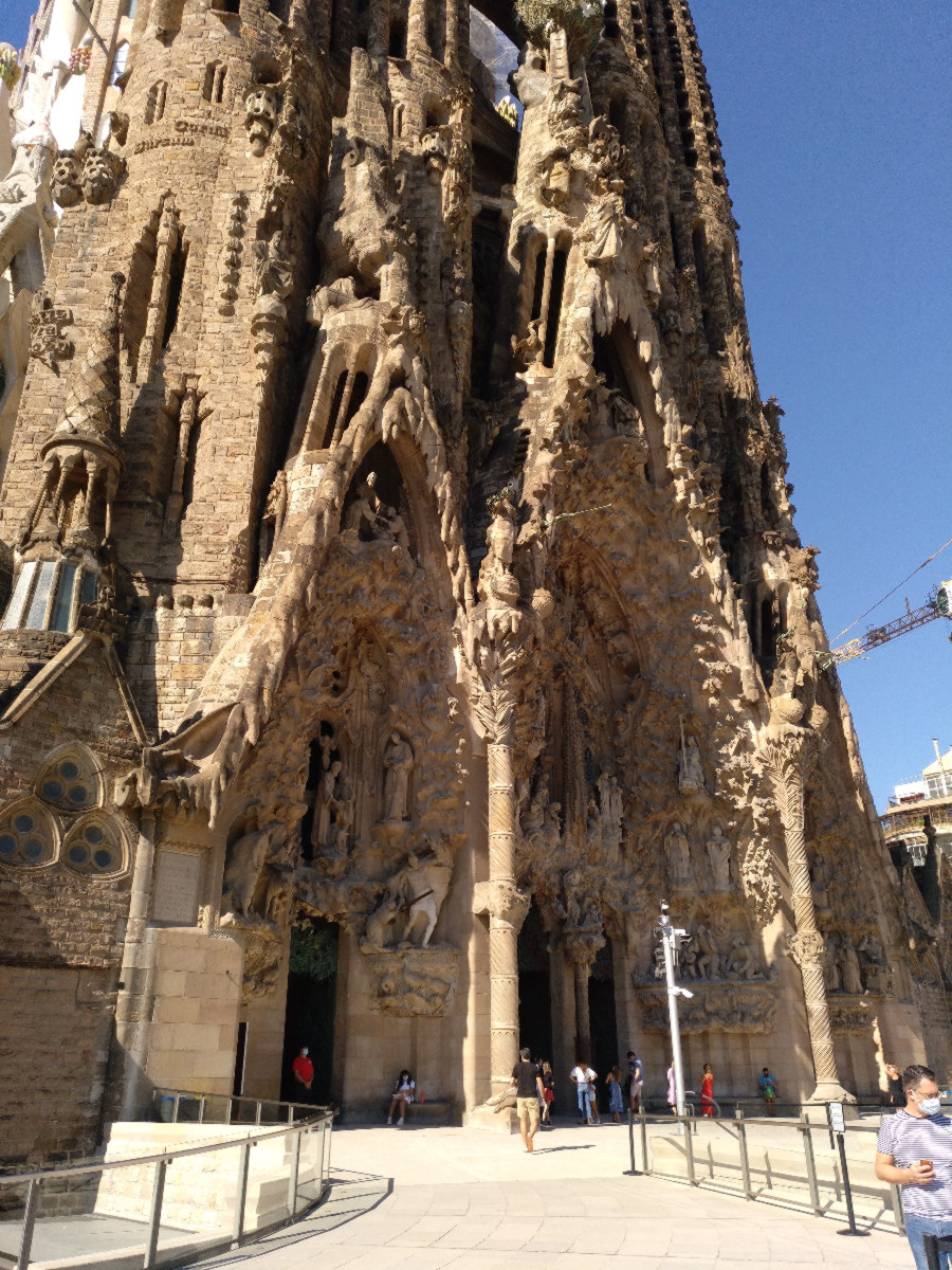 ¿Cómo es la Sagrada Familia durante la pandemia?