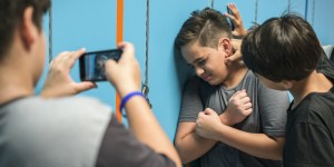 El dolor de los niños con sobrepeso acosados en el colegio