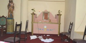 Queman imagen de la Virgen y profanan iglesia, pero el amor puede más