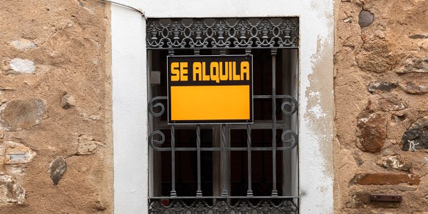 SE ALQUILA