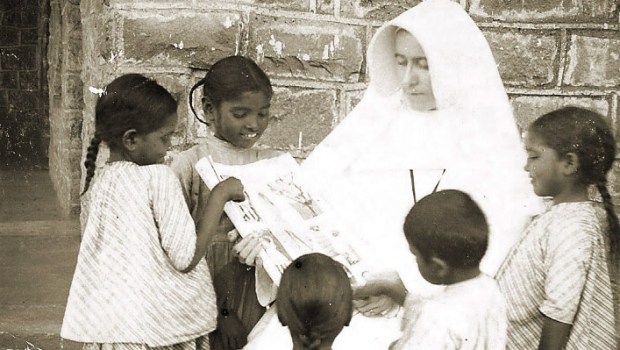 MARY GLOWREY