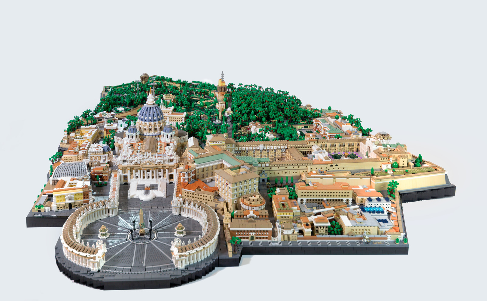 (Slideshow) Réplica del Vaticano en LEGO