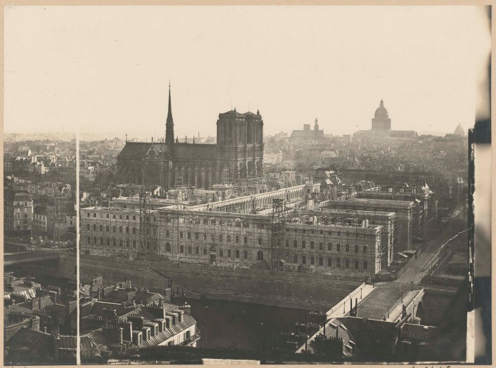 Construction du nouvel hotel dieu à paris