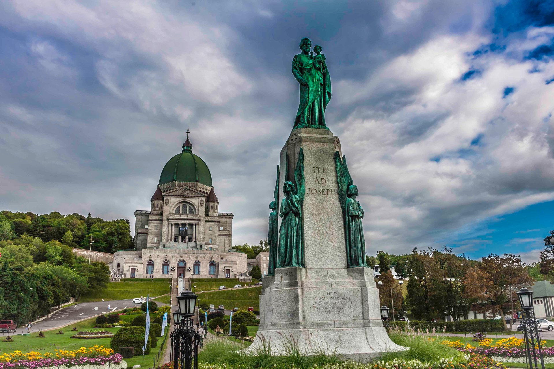ST. JOSEPH'S ORATORY