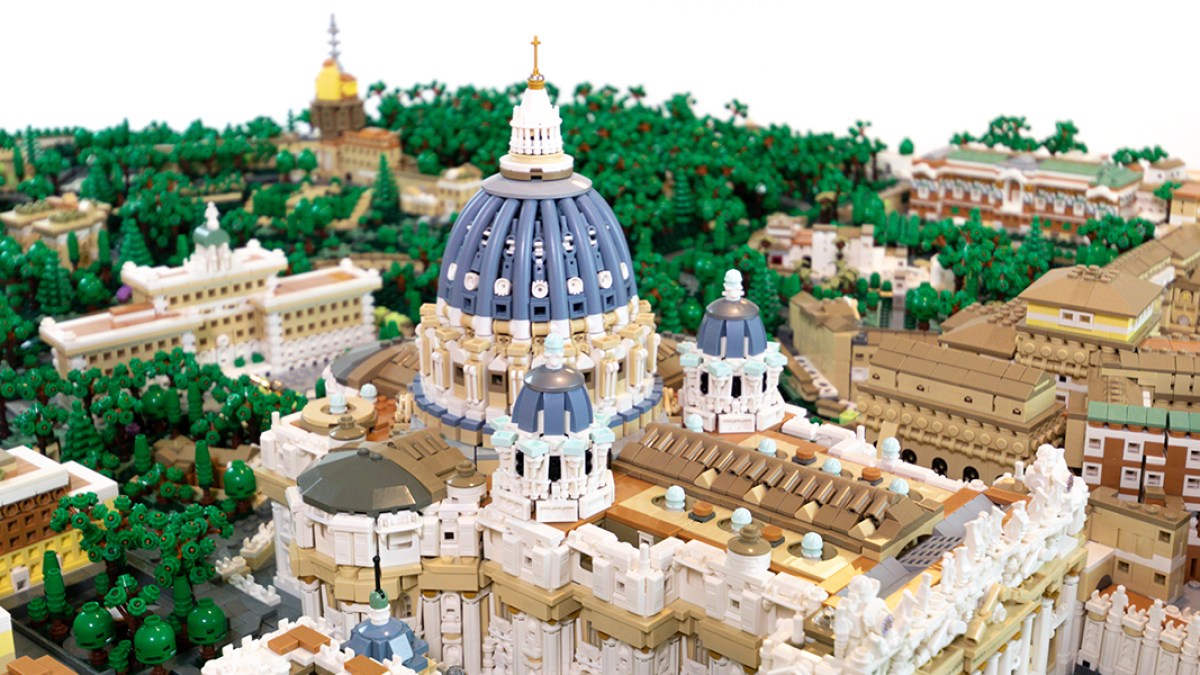 VATICAN LEGO