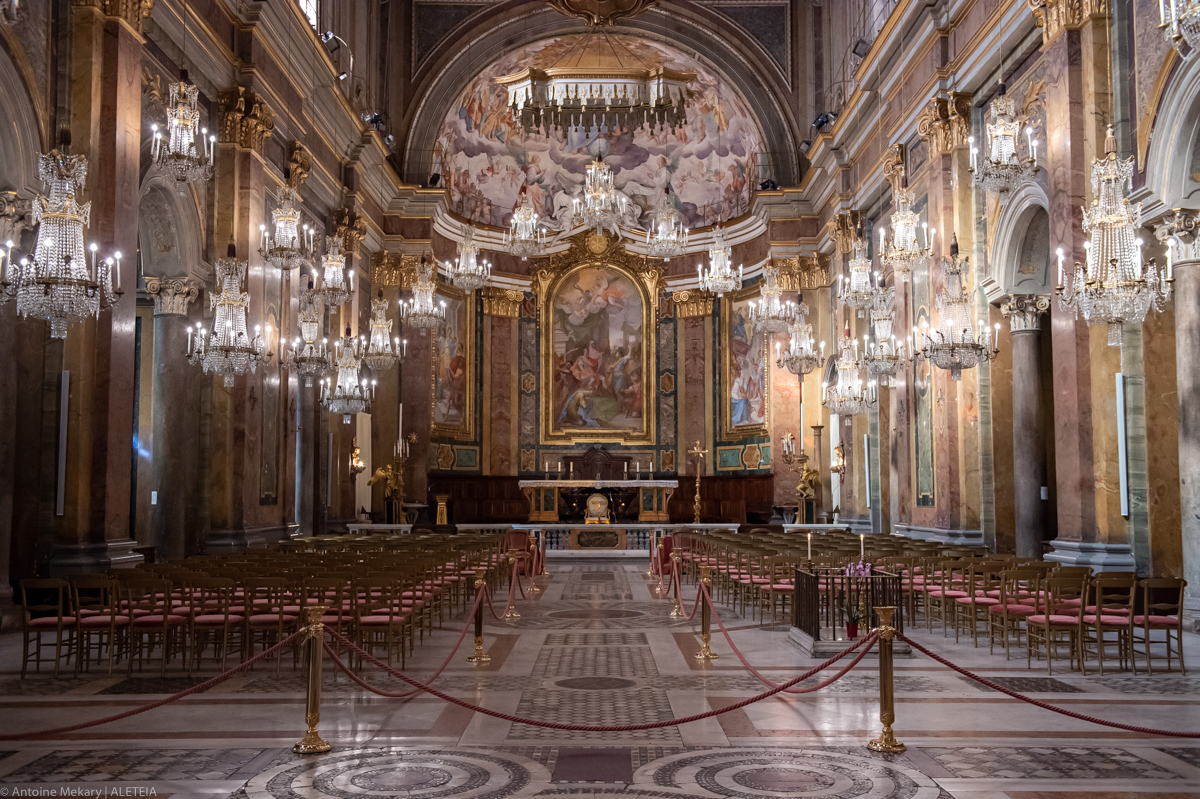 WEB2-Basilica-Santi-Giovanni-e-Paolo-Antoine-Mekary-ALETEIA-AM_6667.jpg