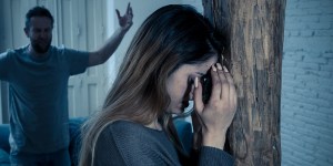 El maltrato a la mujer dentro de la pareja: Un problema preocupante