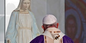 El Papa: Peligro de Guerra atómica, «debemos seguir rezando a la Virgen»