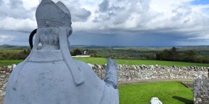 Oración de san Patricio contra males físicos y espirituales