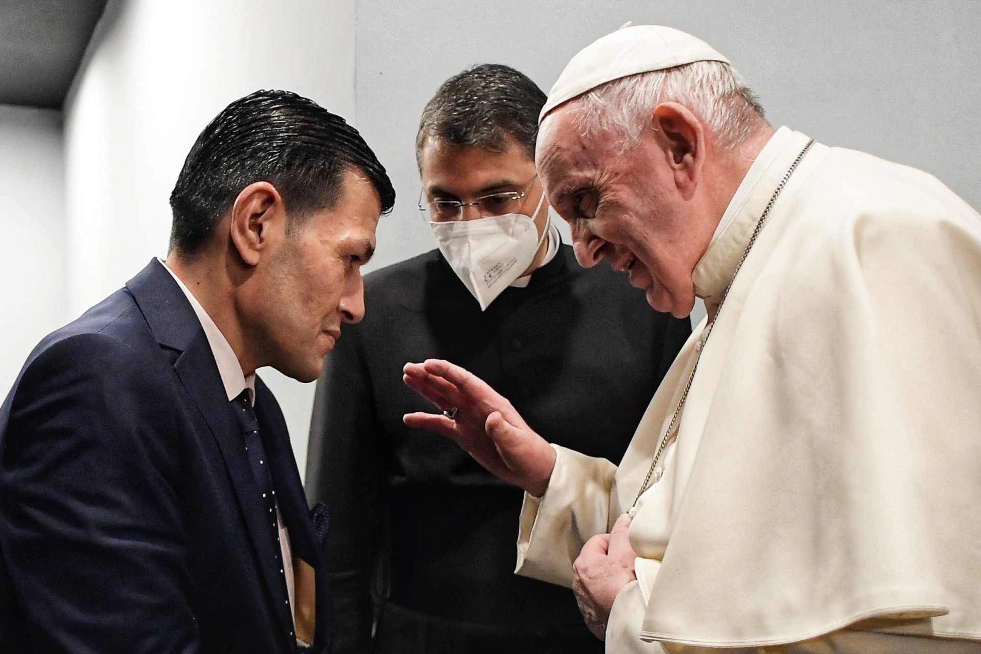 WEB2-IRAQ-VATICAN-POPE-SYRIA-REFUGEES-02.jpg
