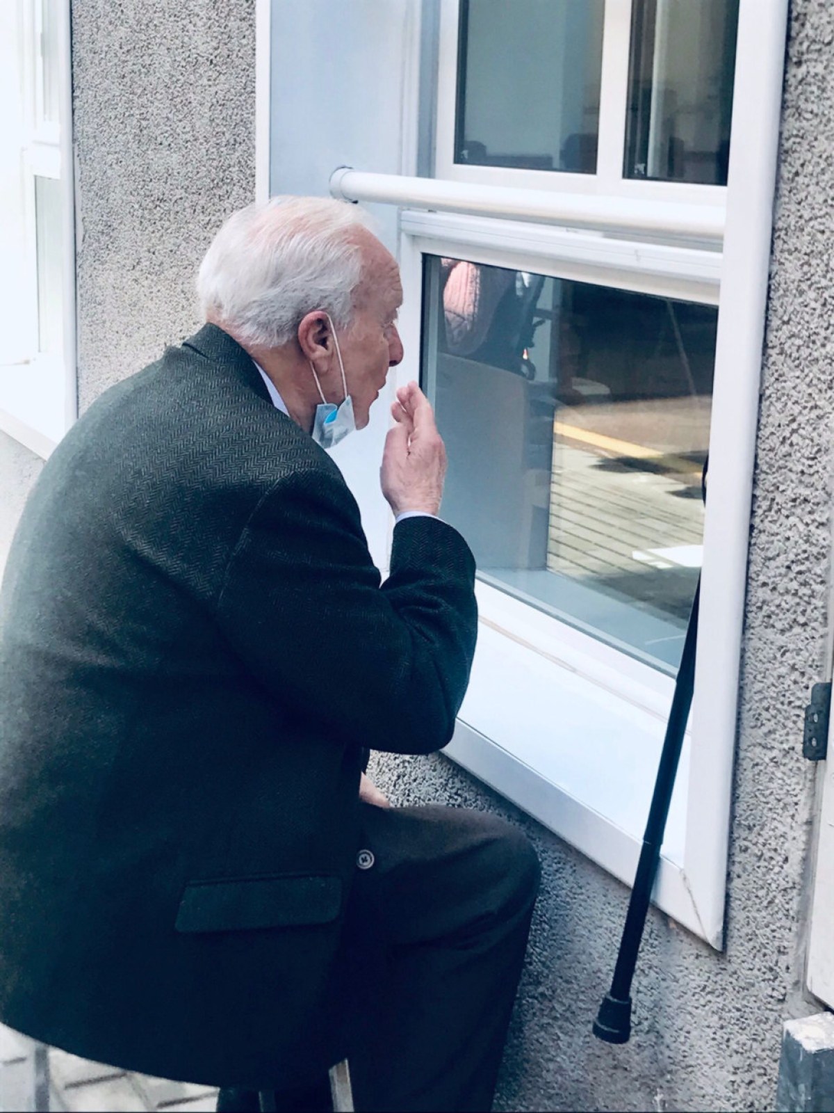 WINDOW; MEET; ELDER; CATALUÑA;MV01