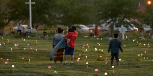 Canadá: Iglesias incendiadas y casi 1000 tumbas sin nombre