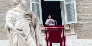 El Papa en el Ángelus: Sin apertura a las sorpresas de Dios, la fe se apaga