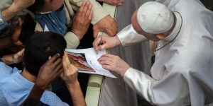 Por qué los papas (normalmente) firman con &#8220;PP&#8221; después de su nombre