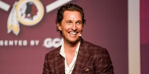 Matthew McConaughey revela cómo conoció al monje católico que lo casó con Camila Alves