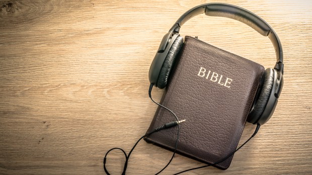 Bible-headphones-listen-shutterstock_222869542.jpg
