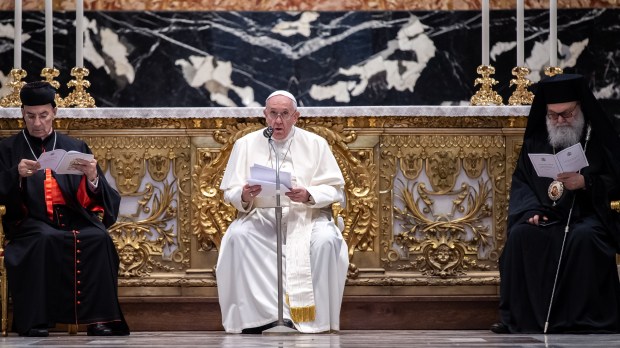 WEB2-AMPFLJ0121-POPE-FRANCIS-LEBANON-PRAYER-Antoine-Mekary-ALETEIA-AM_7859.jpg