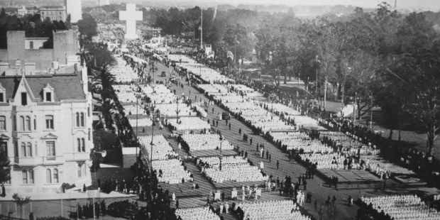 1934