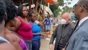 Momentos de la visita del arzobispo Vincenzo Paglia a Haití.