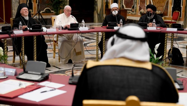 Pope-Francis-Meeting-on-the-Global-Educational-Pact-Clementine-Hall-Vatican-Vatican-Media-CPP