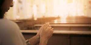 Jesús desde el sagrario te quiere decir algo