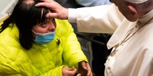 El Papa: la Iglesia necesita de la oración de las personas con discapacidad