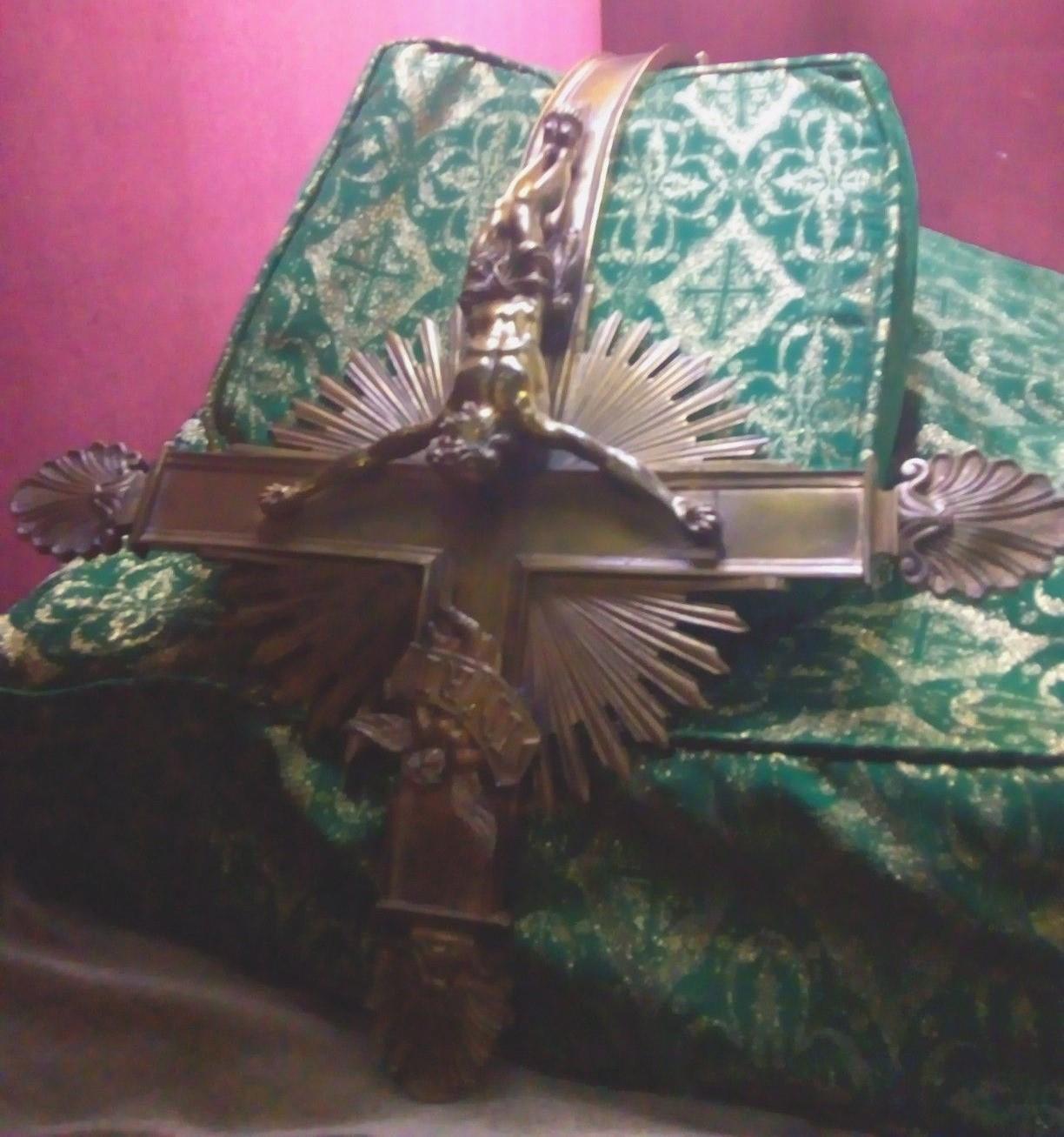 Cristo del atentado, Mito Guadalupano, Basílica de Guadalupe, Virgen de Guadalupe, Milagro, Atentado, Religión católica