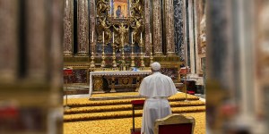 El Papa pide oración por su viaje a Chipre y Grecia y visita a la Virgen Salus Populi Romani