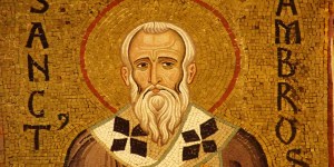 Este santo hizo himnos que la Iglesia lleva cantando 1.700 años